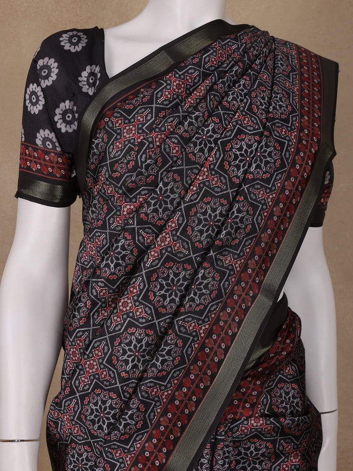 Black Floral Designed Semi Silk Saree - Diadem