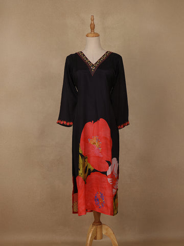 Black Floral Printed Rayon Kurti - Diadem