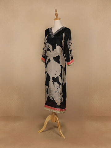 Black Floral Printed Semi Silk Kurti - Diadem
