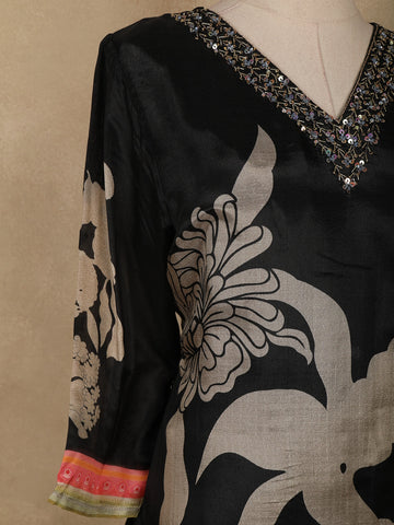 Black Floral Printed Semi Silk Kurti - Diadem