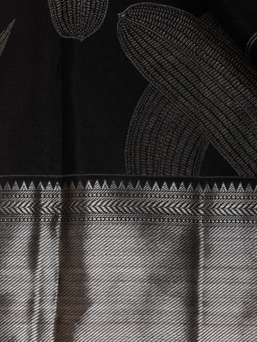 Black Floral Woven Pure Kanchipuram Silk Saree - Diadem