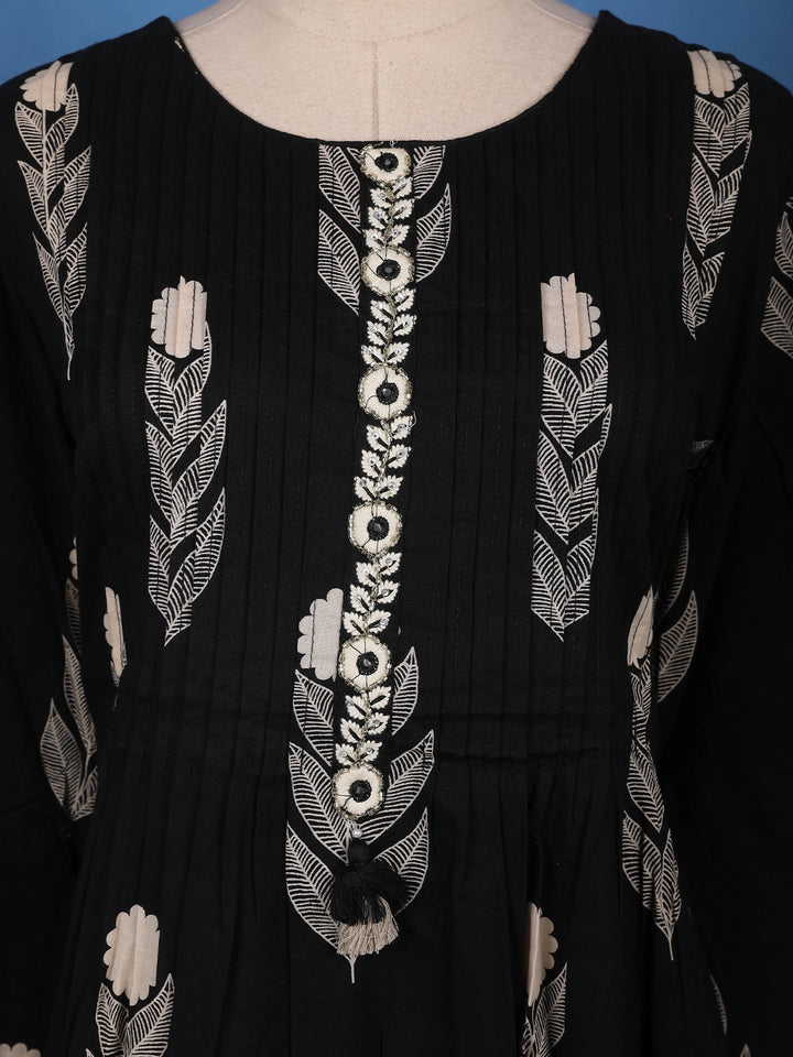 Black Leaf Printed Cotton Salwar Suit Set - Diadem