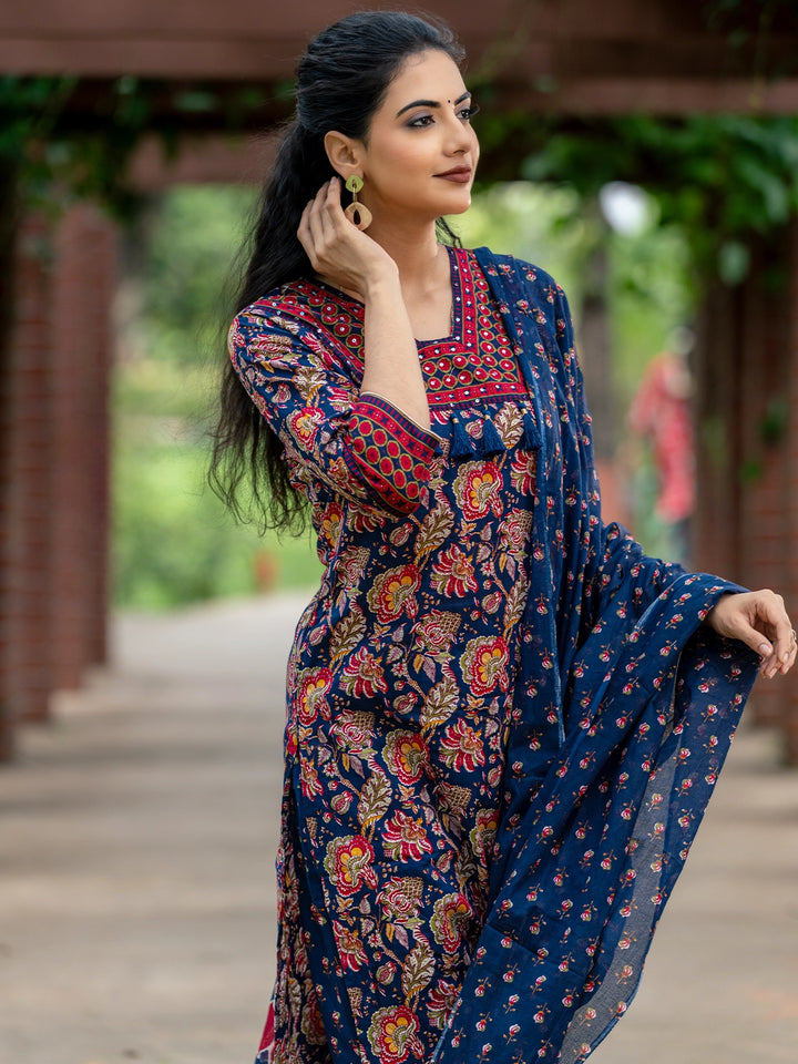 Blue Floral Printed Cotton Salwar Suit - Diadem