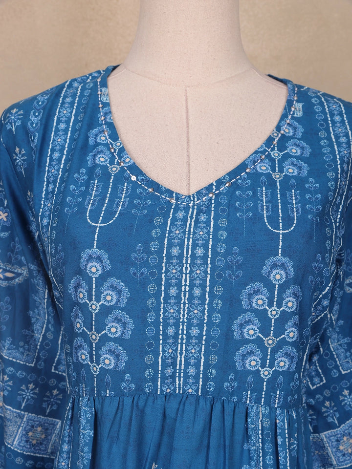 Blue Floral Printed Casual Cotton Kurti - Diadem