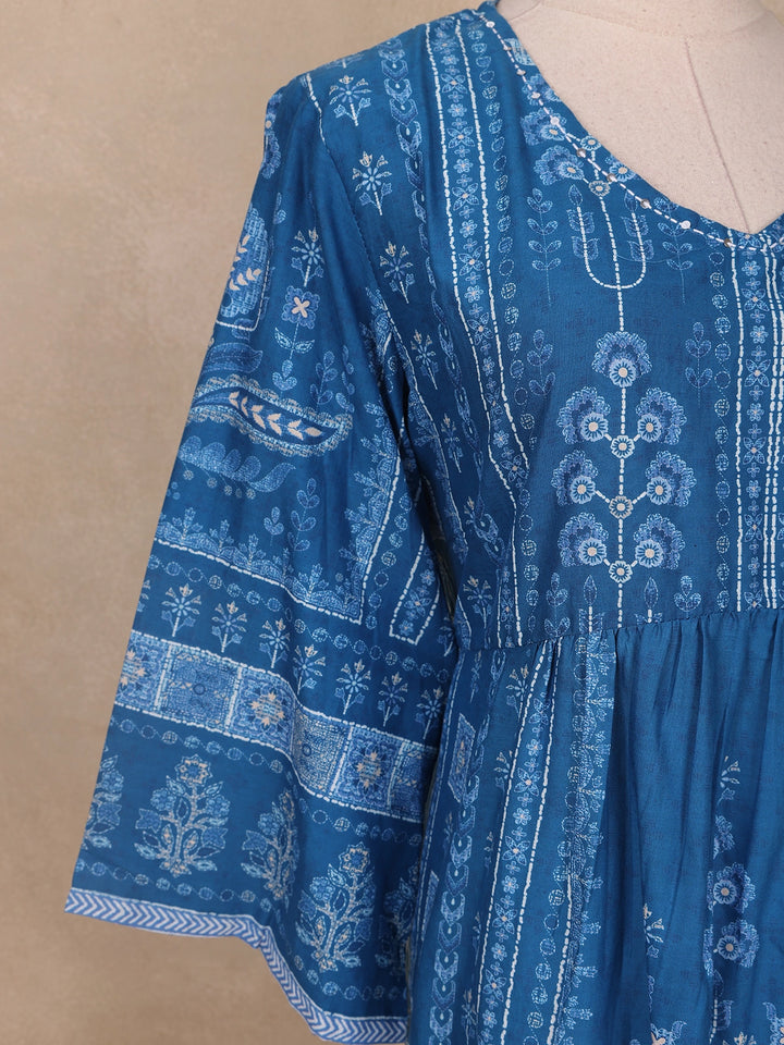 Blue Floral Printed Casual Cotton Kurti - Diadem