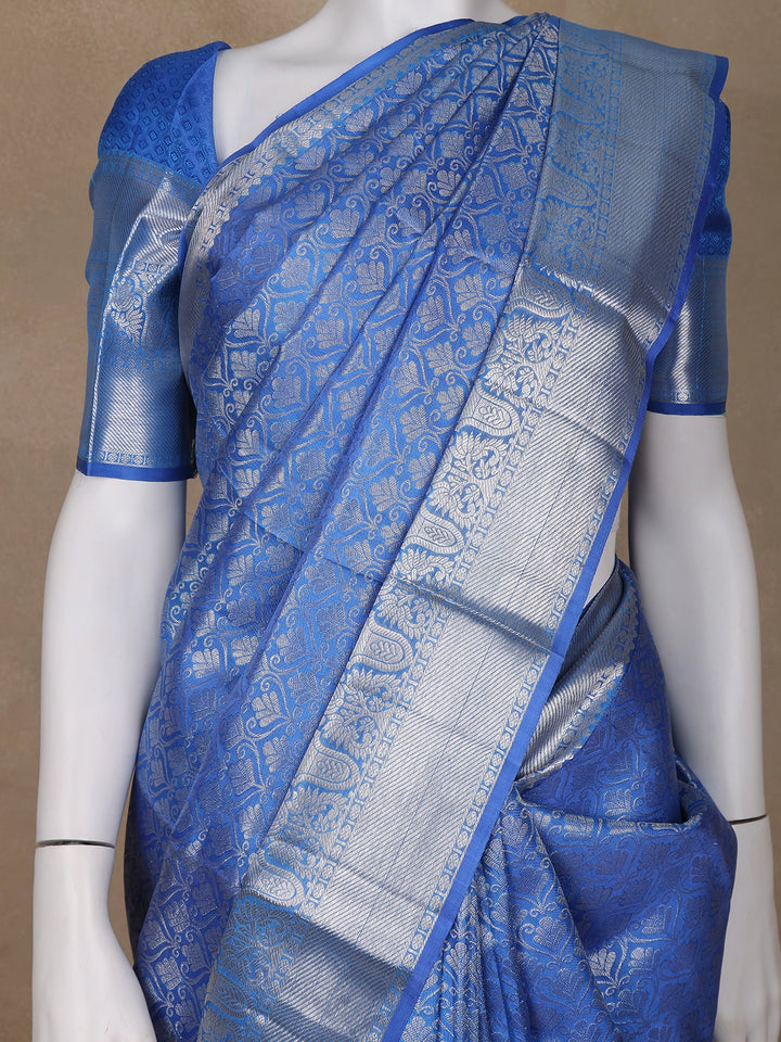 Blue Floral Woven Pure Kanchipuram Silk Saree - Diadem