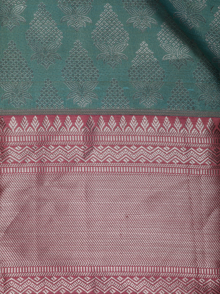 Blue Floral Woven Pure Kanchipuram Silk Saree - Diadem