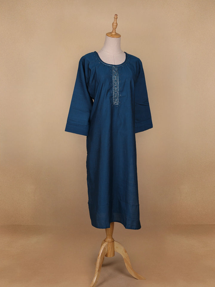 Blue Solid Casual Cotton Kurti - Diadem