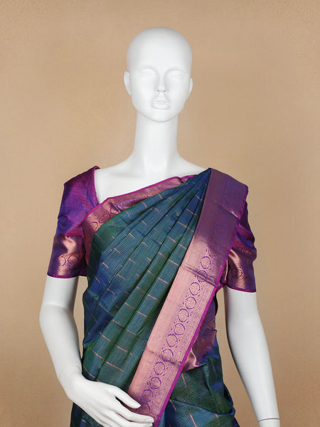 Blue Vaira oosi Woven Pure Kanchipuram Silk Saree - Diadem