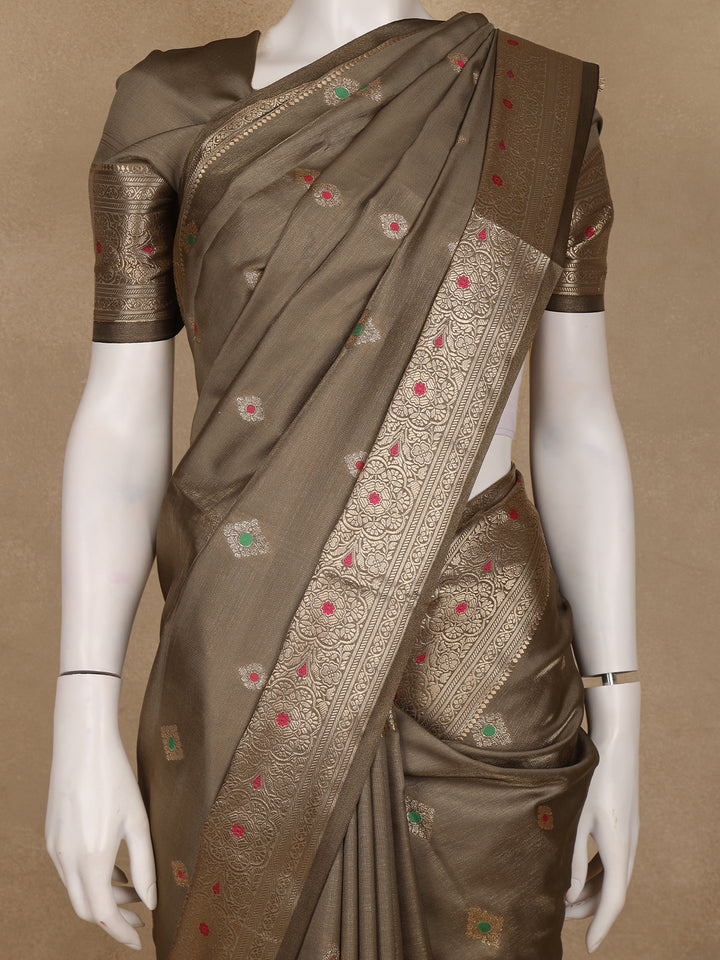 Brown Floral Butta Woven Pure Kanchipuram Silk Saree - Diadem