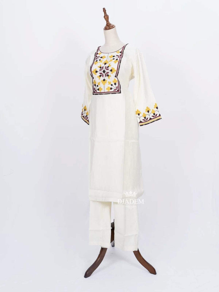 Off White Straight Cut Salwar Suit with Floral Thread work Embroidery - Diadem