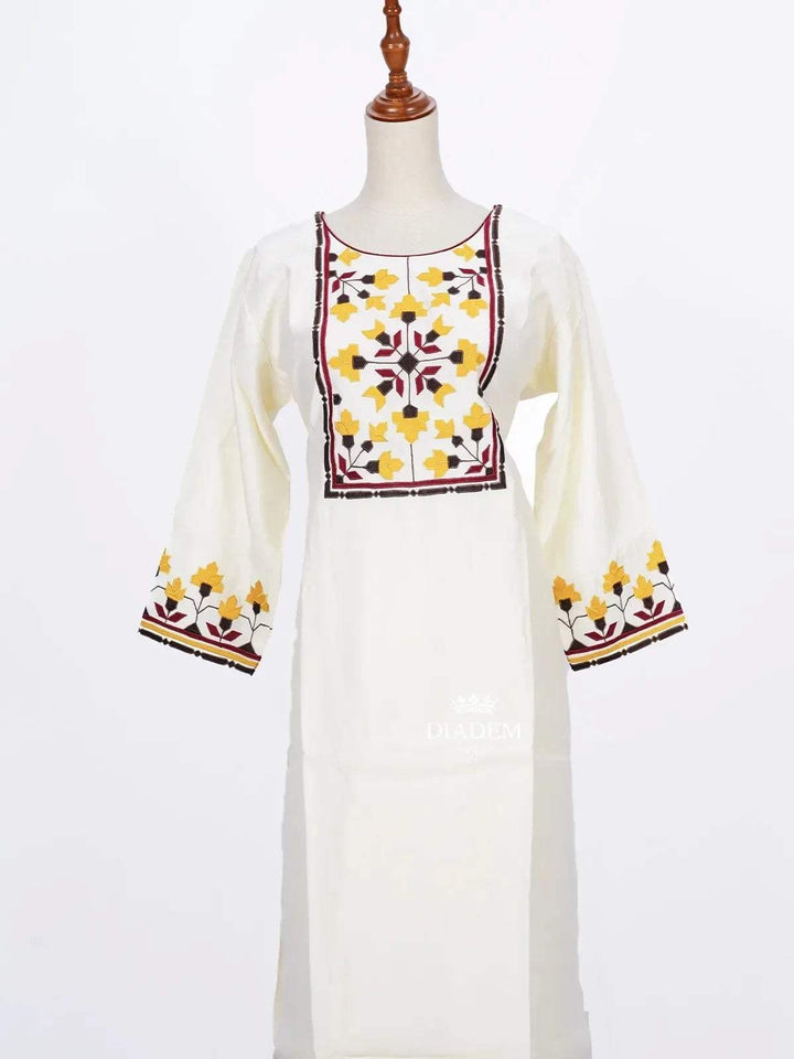 Off White Straight Cut Salwar Suit with Floral Thread work Embroidery - Diadem