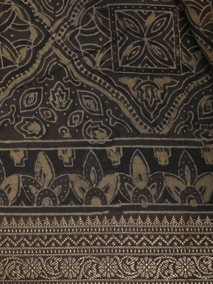 Coffee Brown Floral Design Antique gold zari border Chandheri Cotton Saree - Diadem