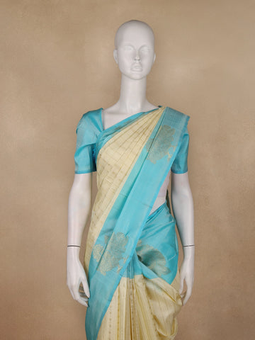 Cream Floral Butti Stripes Woven Pure Kanchipuram Silk Saree - Diadem