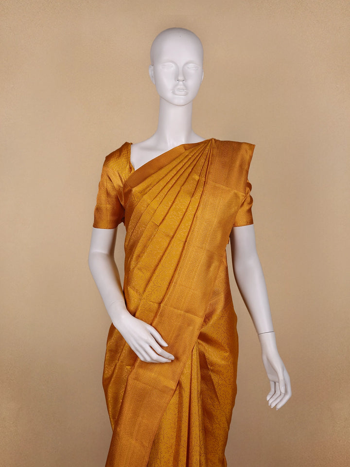 Dark Yellow Floral Woven Pure Kanchipuram Silk Saree - Diadem