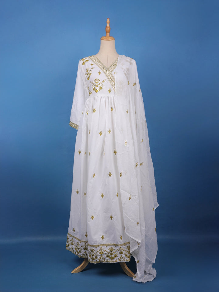 Elegant White Anarkali Style Floral Embroidery Salwar Suit - Diadem