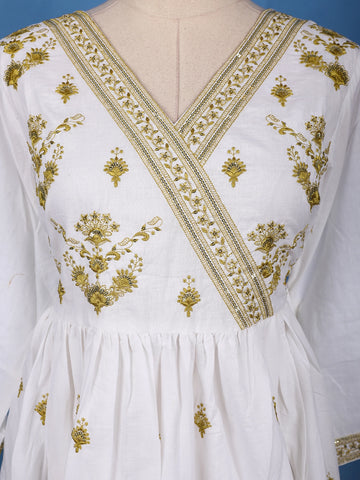 Elegant White Anarkali Style Floral Embroidery Salwar Suit - Diadem