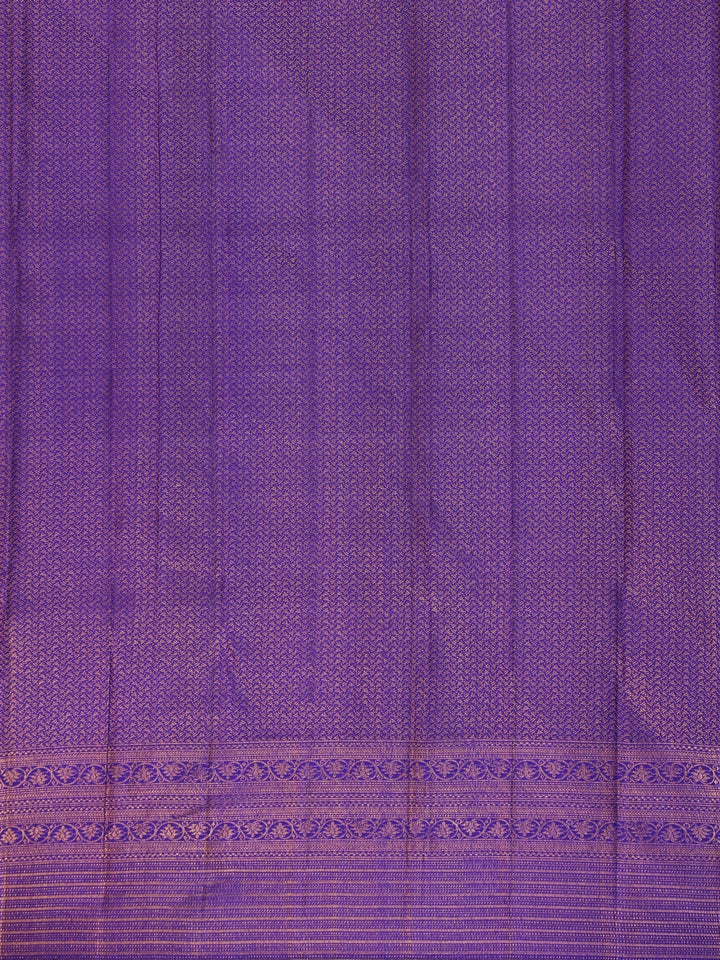 Green Floral Woven Pure Kanchipuram Silk Saree - Diadem