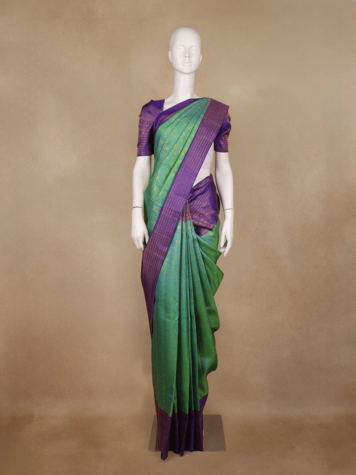Green Floral Woven Pure Kanchipuram Silk Saree - Diadem