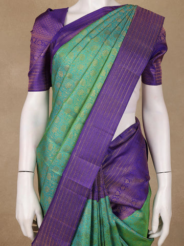 Green Floral Woven Pure Kanchipuram Silk Saree - Diadem