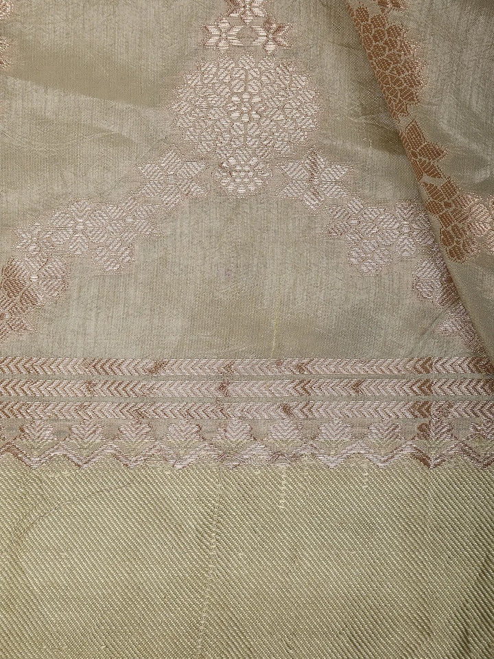 Green Floral Designed Semi Silk Fancy Saree - Diadem
