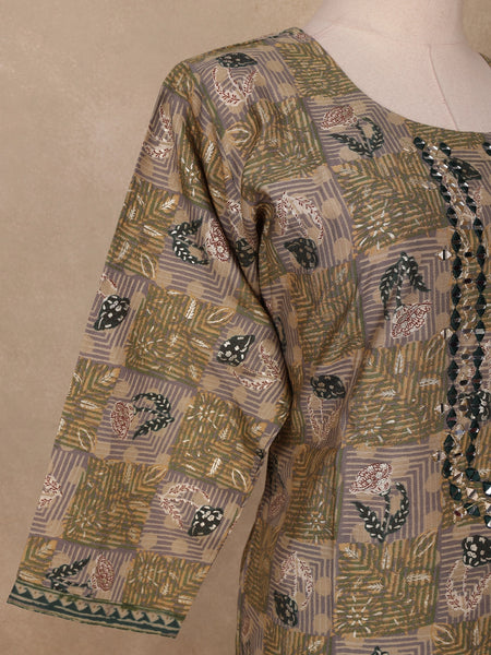 Green Floral Embroidery Semi Silk Salwar Suit - Diadem