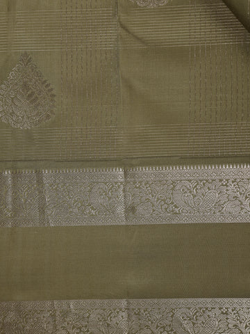 Green Floral and Checks Woven Silk saree - Diadem