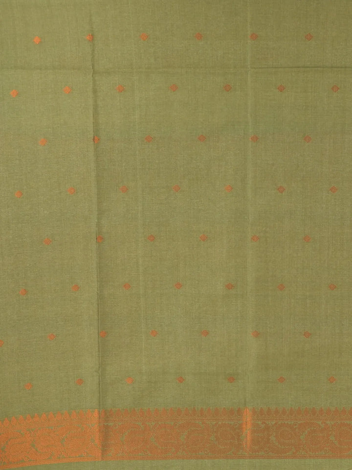 Green Semi Tussar Silk Floral Designed Saree - Diadem