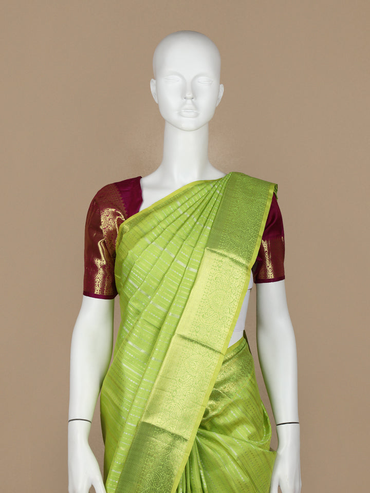 Green Stripes Woven Pure Kanchipuram Silk Saree - Diadem