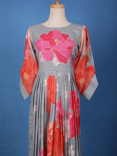 Grey Floral Designed Cotton Kurti - Diadem