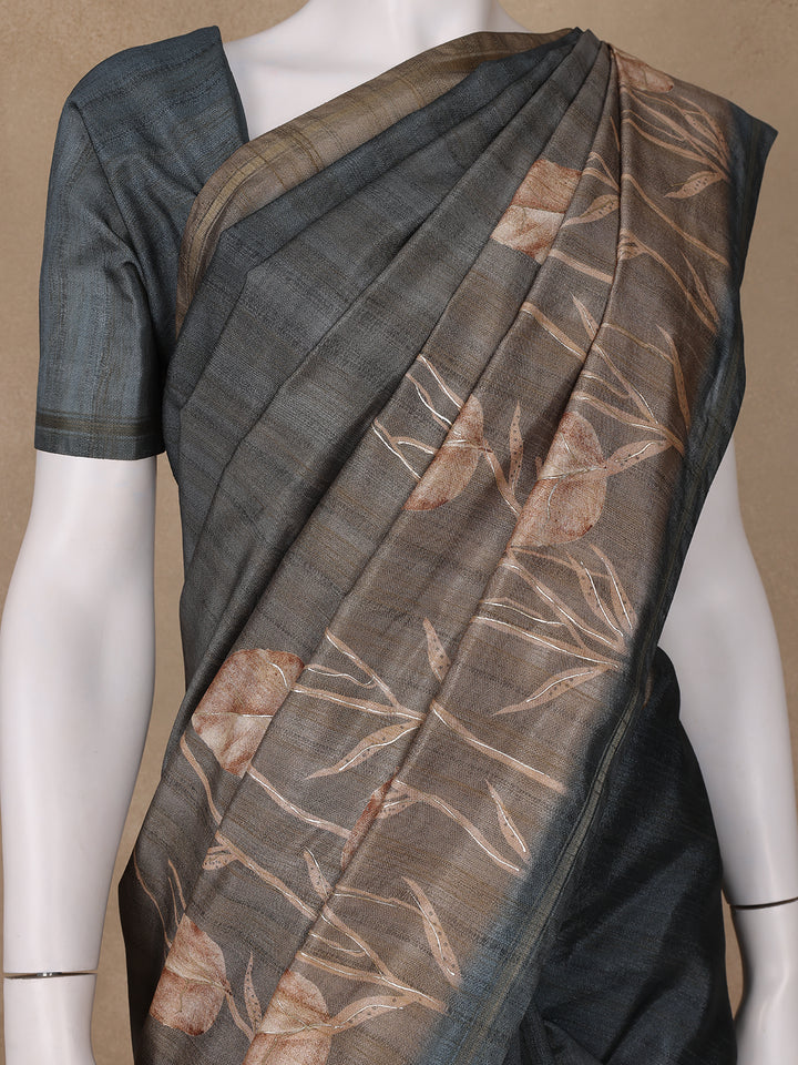 Grey Floral Designed Semi Tussar Saree - Diadem