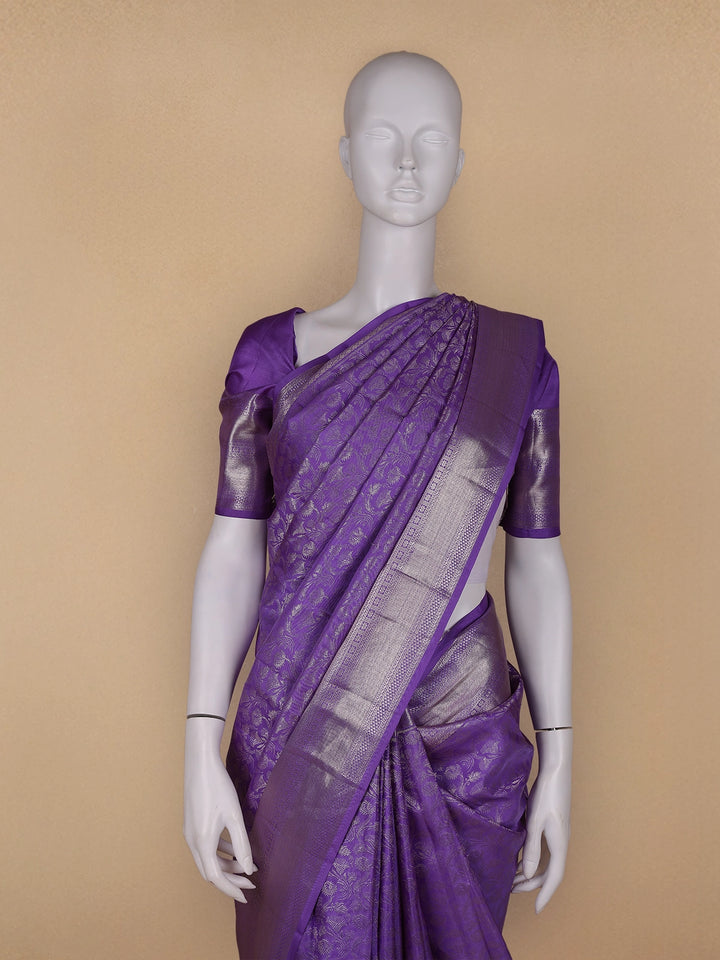 Lavender Floral Woven Pure Kanchipuram Silk Saree - Diadem
