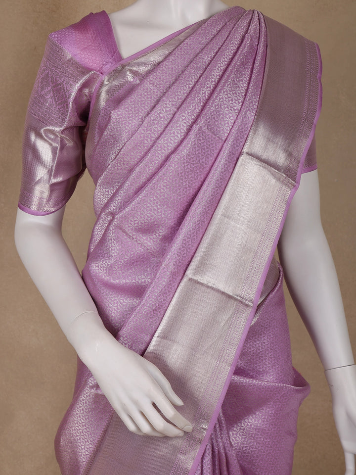 Lavender Floral Woven Pure Kanchipuram Silk Saree - Diadem