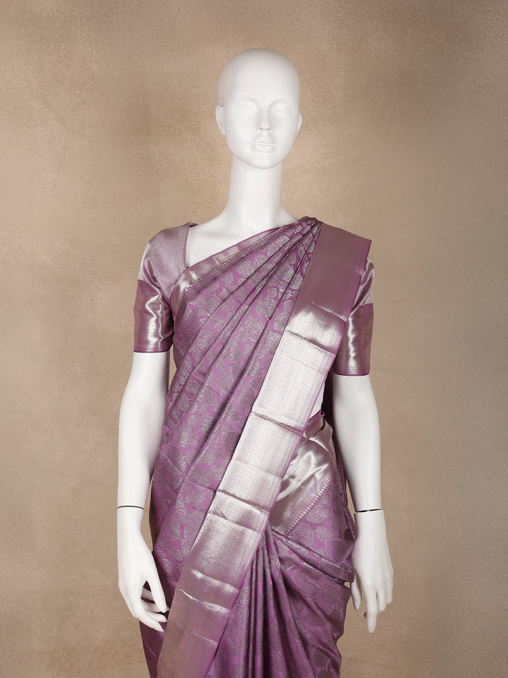 Lavender Floral Woven Pure Kanchipuram Silk Saree - Diadem