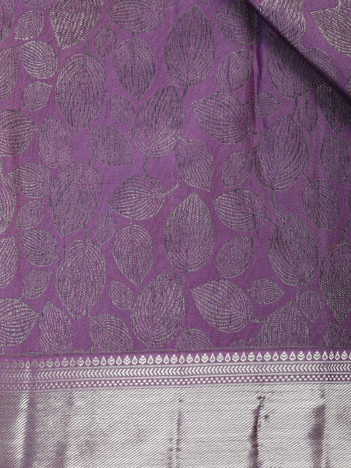 Lavender Floral Woven Pure Kanchipuram Silk Saree - Diadem