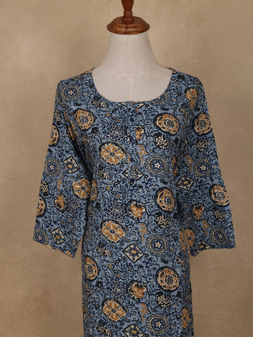 Light Blue Floral Printed Rayon Kurti - Diadem