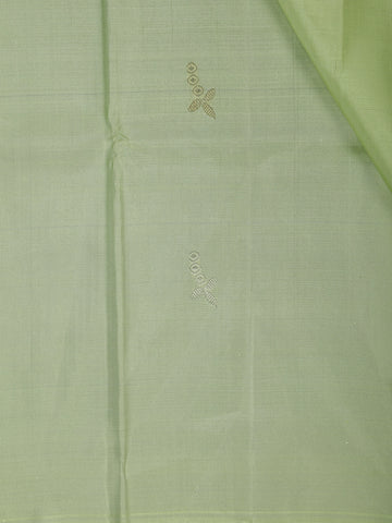 Light Green Checked Woven Pure Kanchipuram Silk Saree - Diadem
