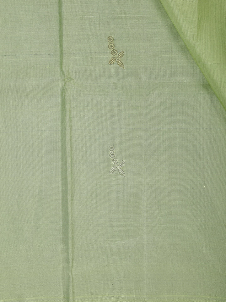 Light Green Checked Woven Pure Kanchipuram Silk Saree - Diadem