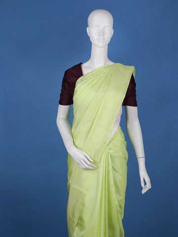 Light Green Checked Woven Pure Kanchipuram Silk Saree - Diadem
