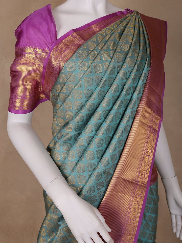 Light Blue Floral Woven Pure Kanchipuram Silk Saree - Diadem