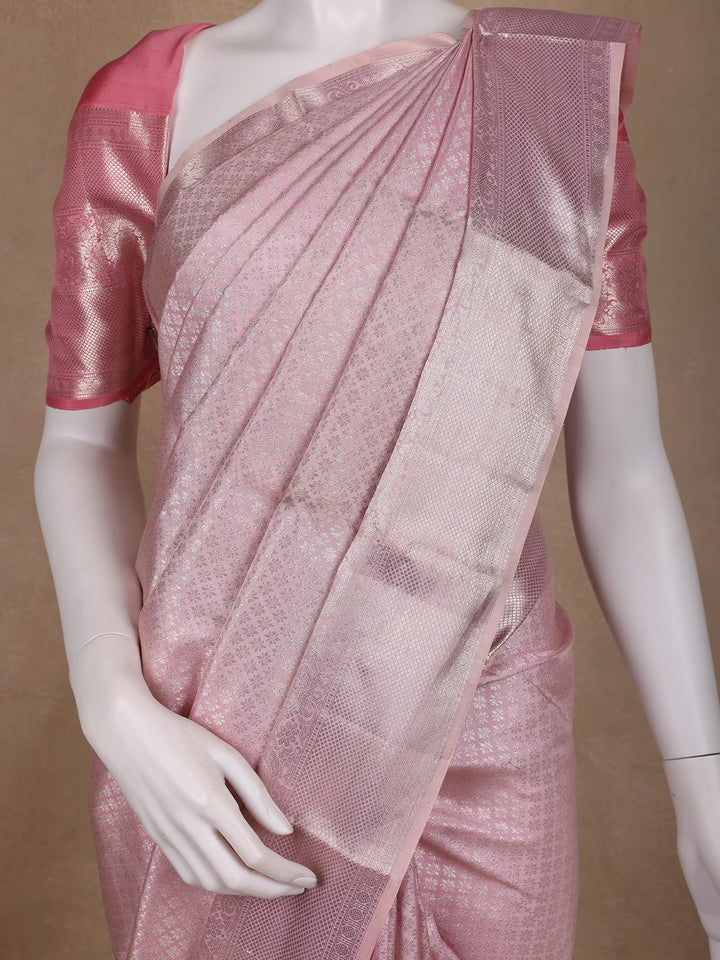 Light Pink Floral Butta Woven Pure Kanchipuram Silk Saree - Diadem