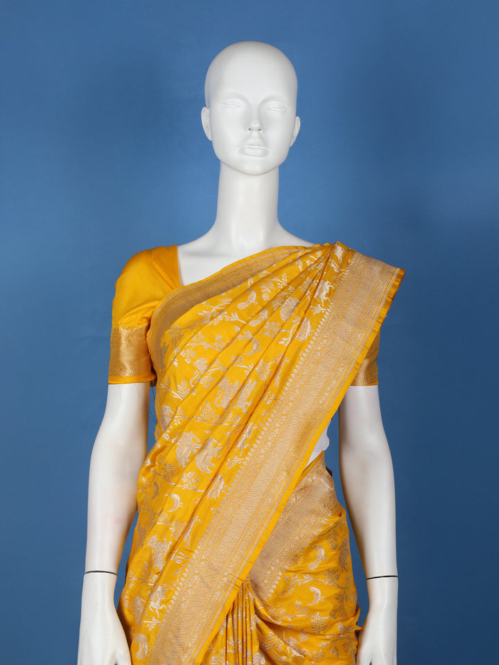 Majestic Mustard Yellow Floral Design Banarasi Silk Saree - Diadem