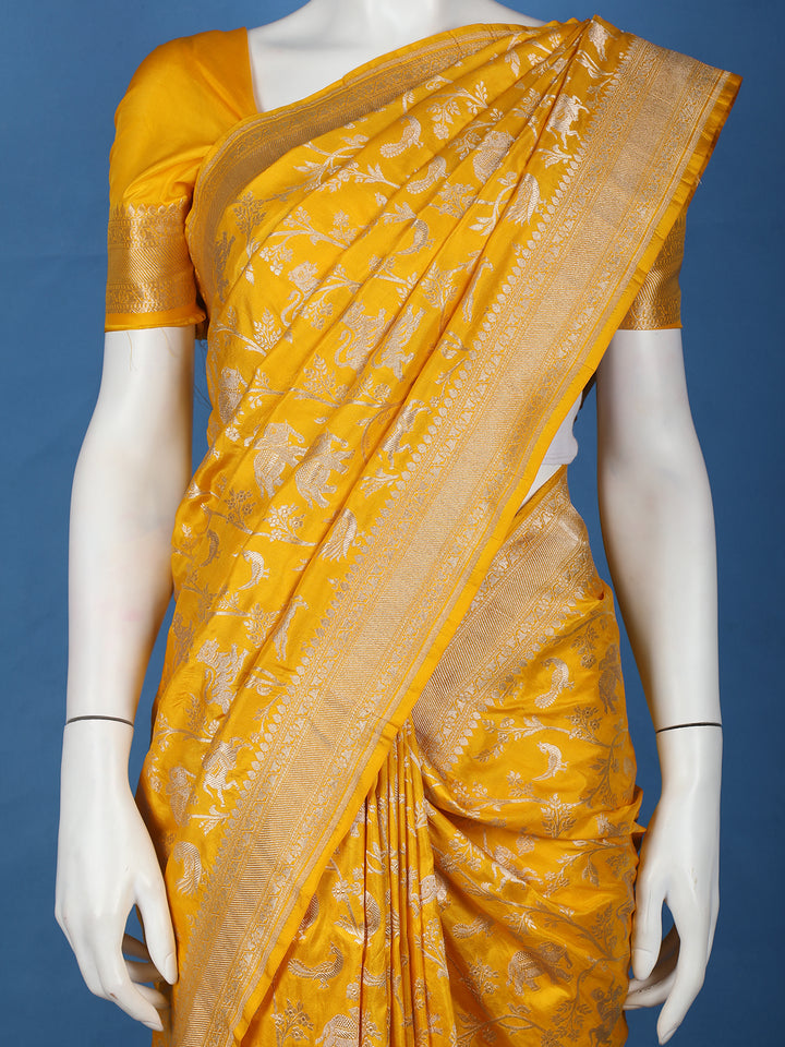 Majestic Mustard Yellow Floral Design Banarasi Silk Saree - Diadem