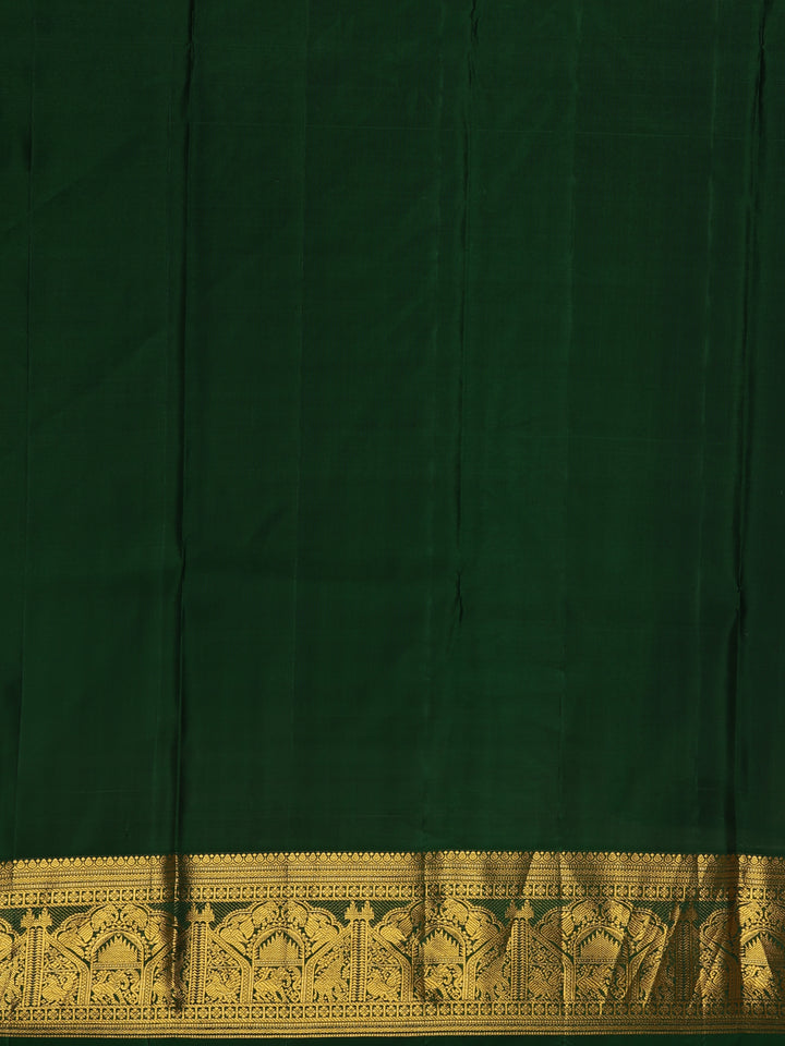 Maroon Floral Zari Woven Kanchipuram Silk Saree - Diadem