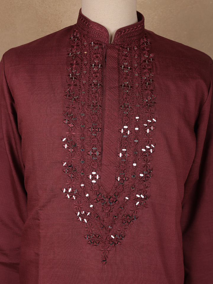 Maroon Solid Design Cotton Kurta - Diadem