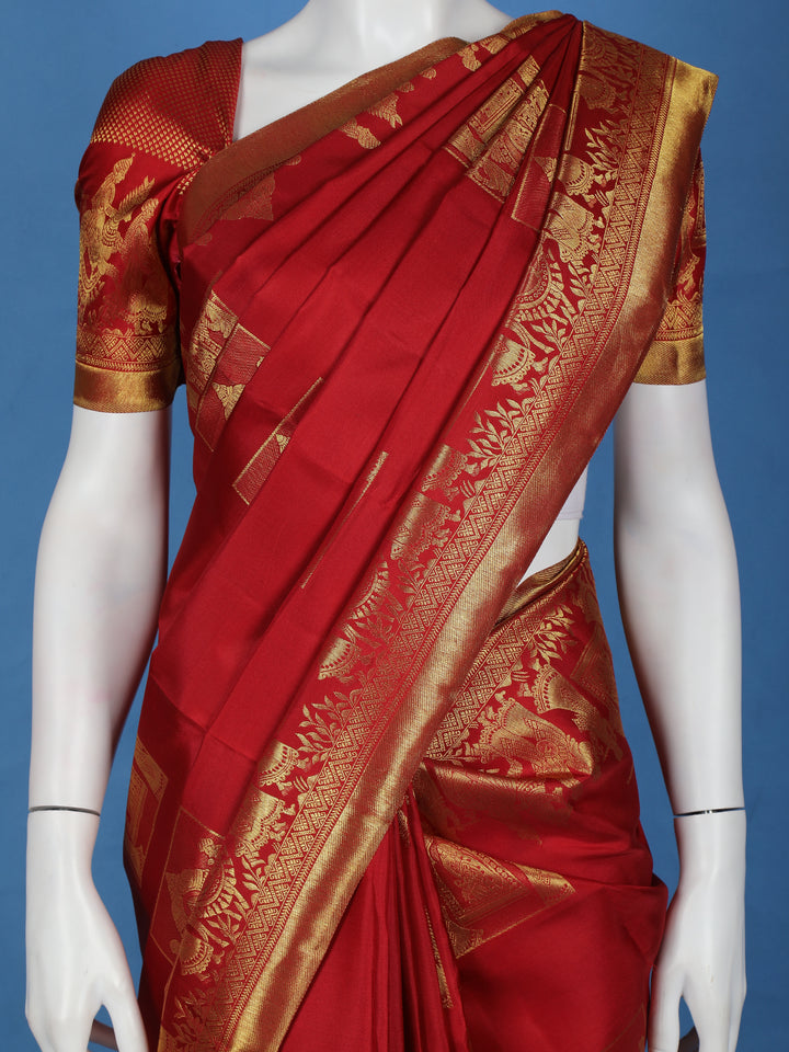 Maroon Woven Gold Zari Elephant Border Kanchipuram Silk Saree - Diadem