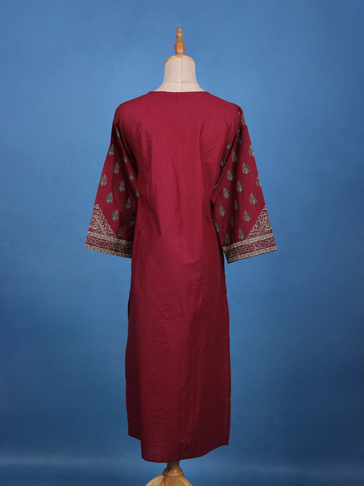 Maroon Floral Printed Cotton Kurti - Diadem