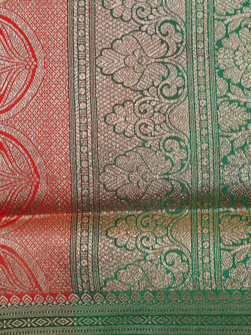 Maroon Solid Designed Woven Banarasi Silk Saree - Diadem