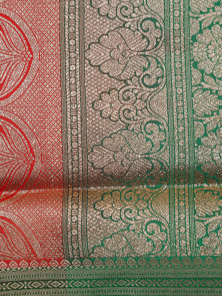 Maroon Solid Designed Woven Banarasi Silk Saree - Diadem