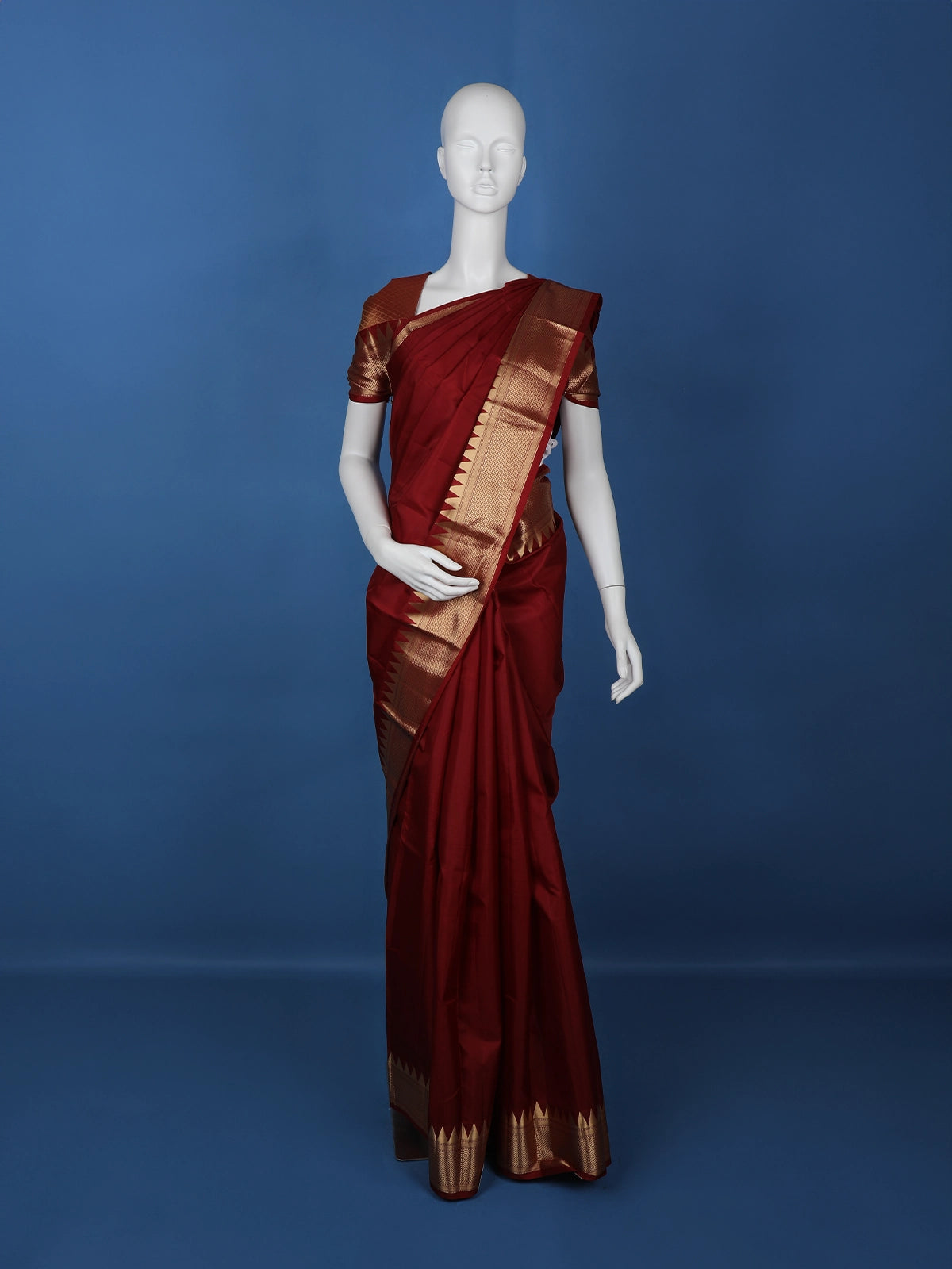 Maroon Woven Silk Saree with Contrast Gold Zari Border - Diadem